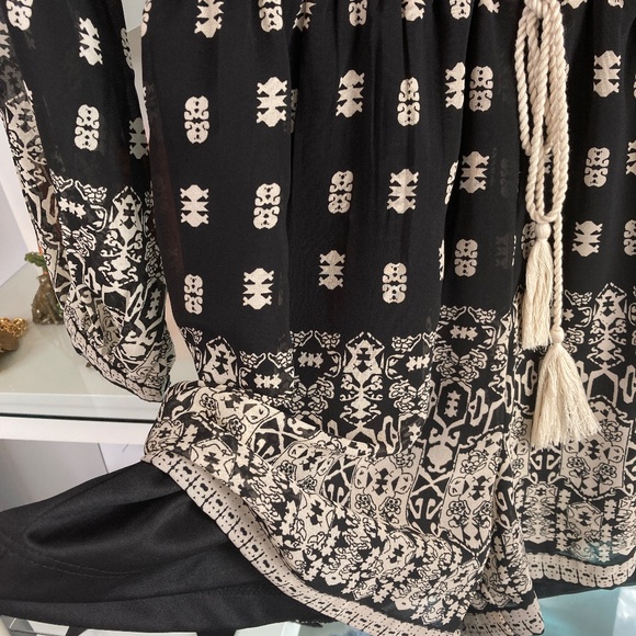 🆕 JAPNA ROMPER 🧉 VACATION READY!! - Picture 6 of 10